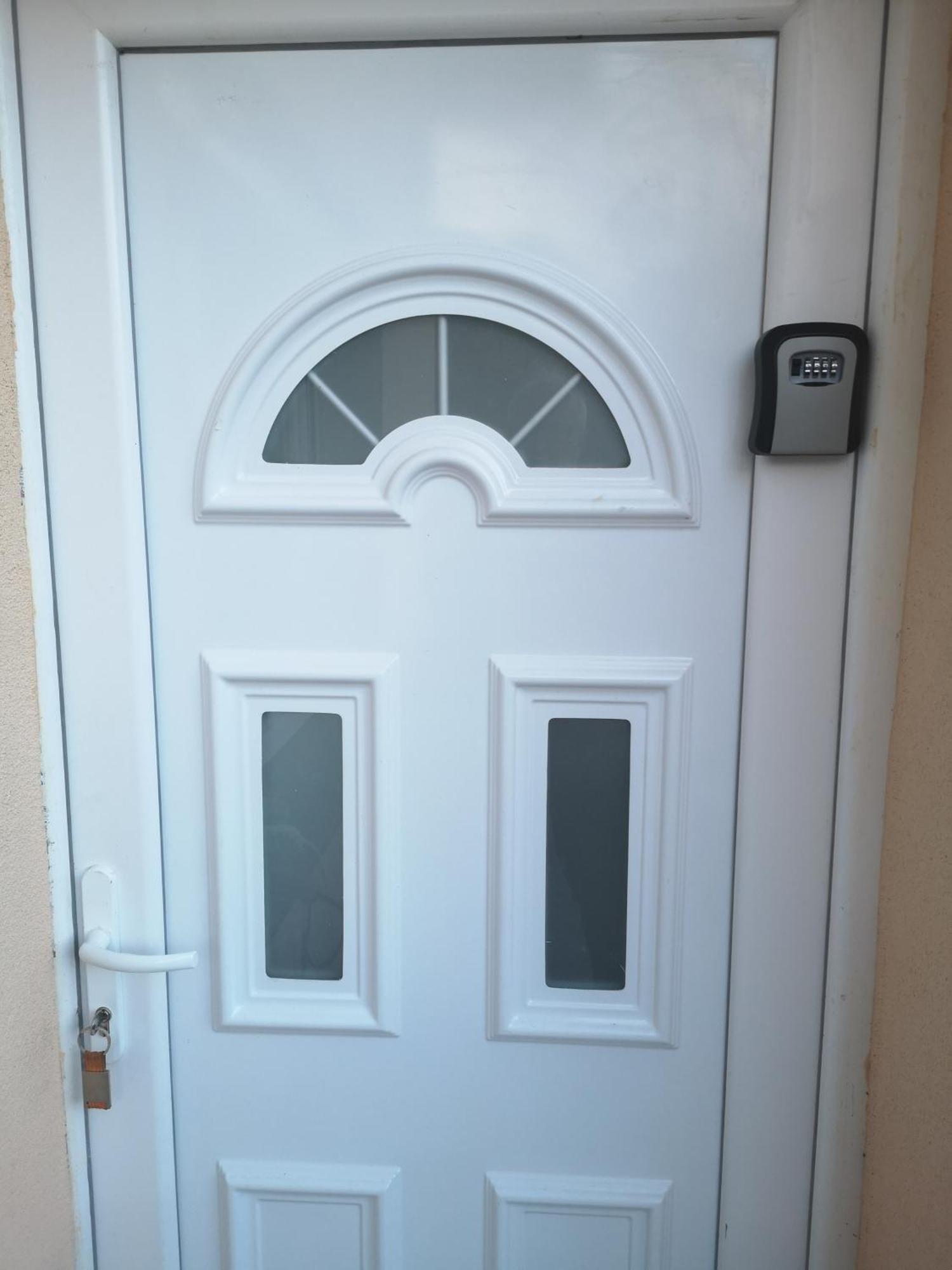 Small House In Celje Bilik gambar