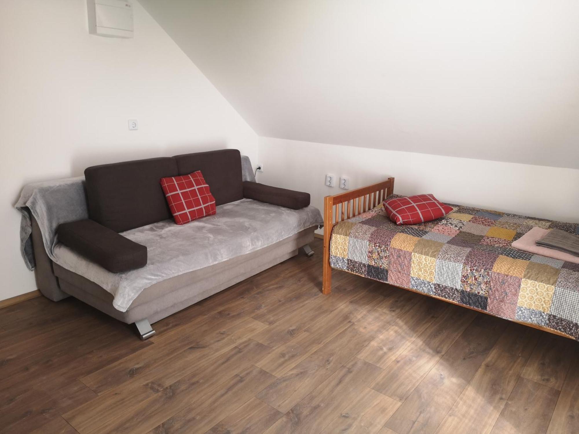 Small House In Celje Bilik gambar