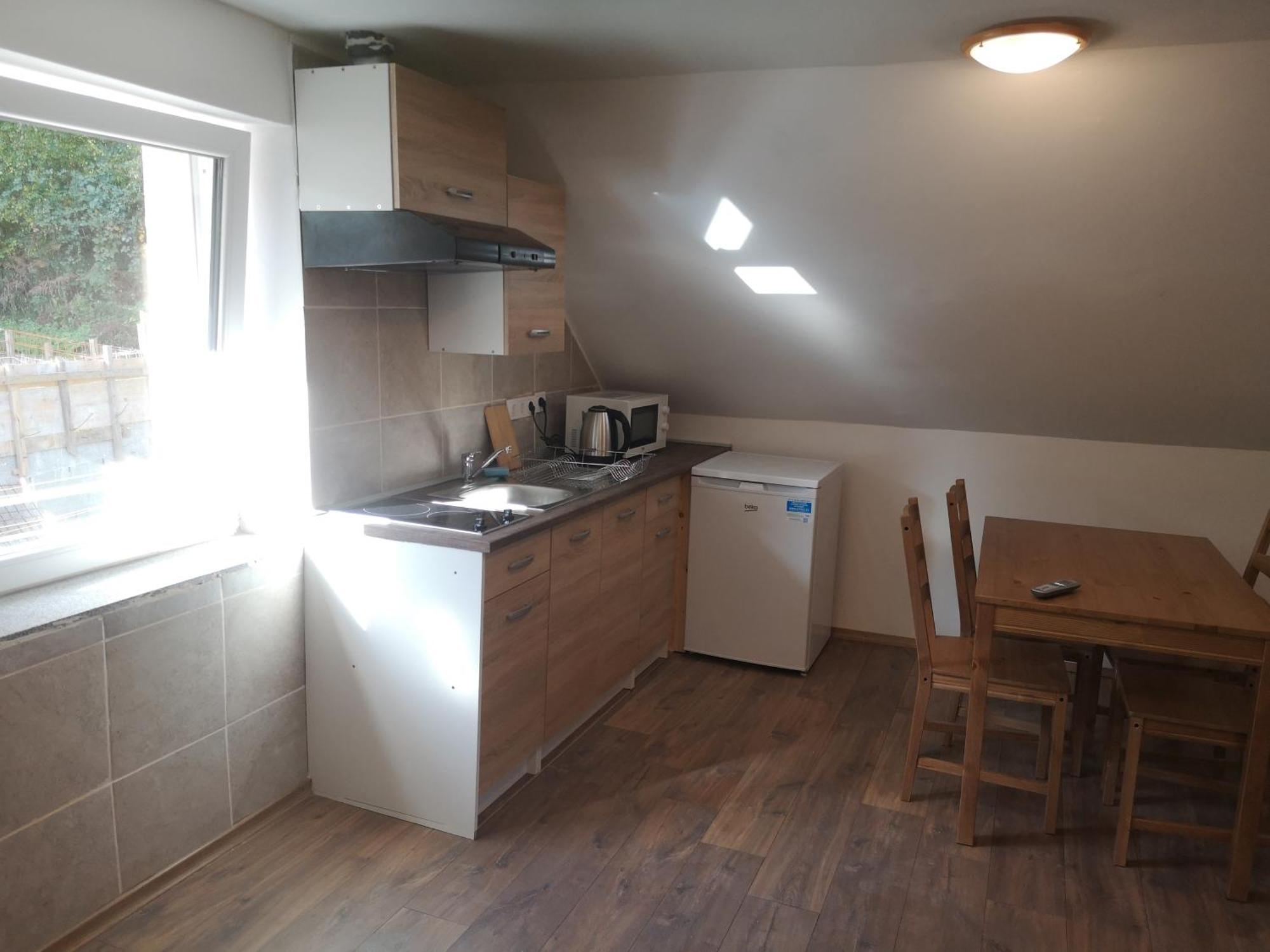 Small House In Celje Bilik gambar